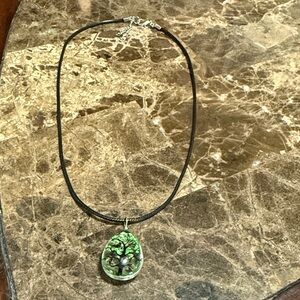 Nature-Inspired Green Pendant Necklace
